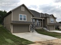 Building Photo - 1304 N 131st Terrace