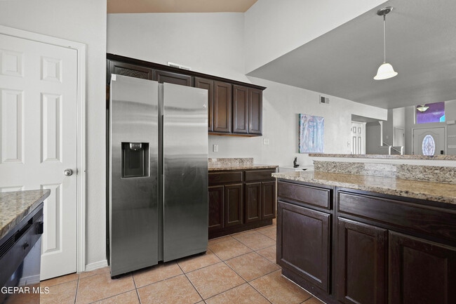 Building Photo - 12000 Prairie Ridge St