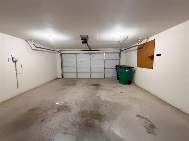 Building Photo - 310 Iroquois Ln