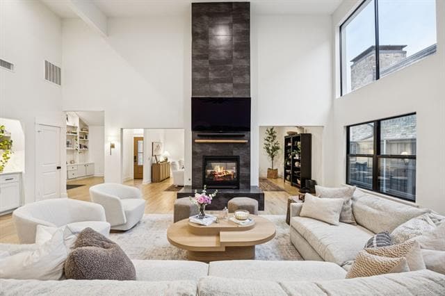 Building Photo - 5816 Orchid Ln