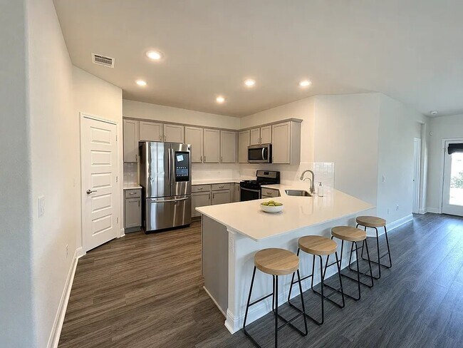 Building Photo - 17925 Curio Dr