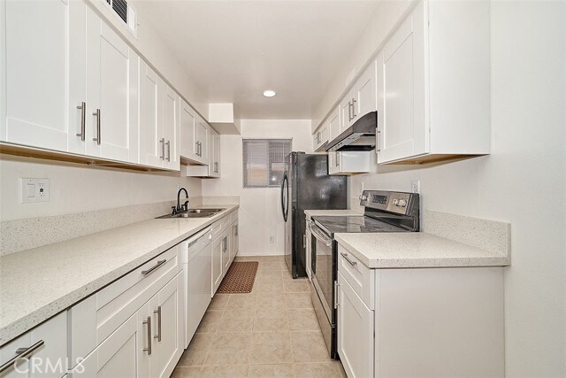 Building Photo - 433 S Manhattan Pl