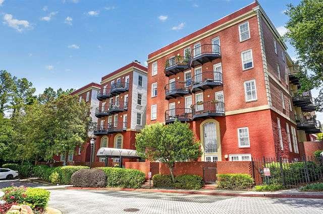Building Photo - 2840 Peachtree Rd