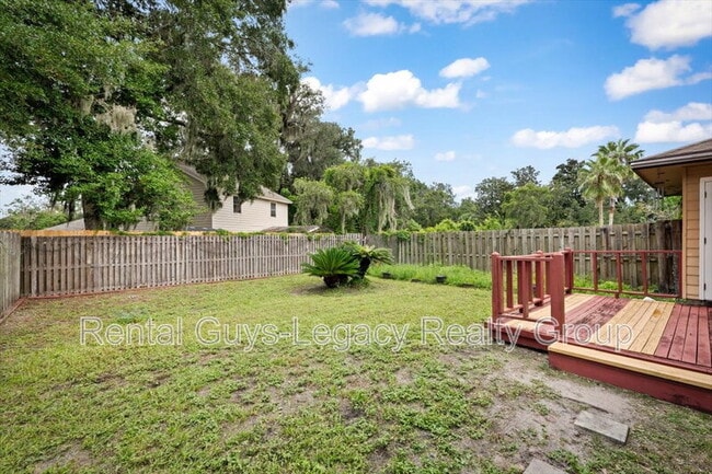 Building Photo - 3956 Hollows Dr