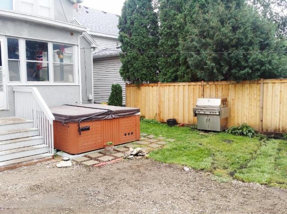 Building Photo - 951 18th Ave SE