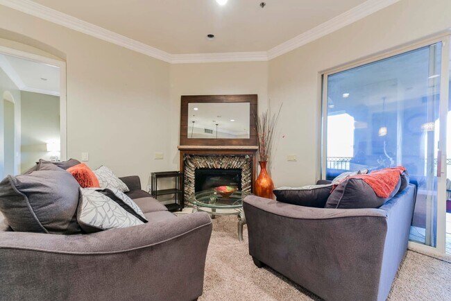 Building Photo - 15 Via Mantova