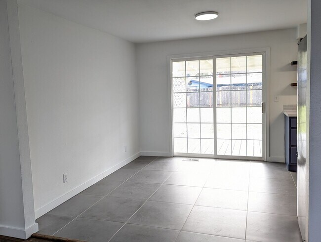 Building Photo - 3-Bedroom, 2-Bath Home With Large Patio an...
