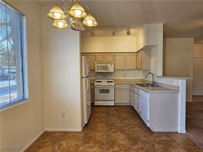 Building Photo - 9050 W Warm Springs Rd