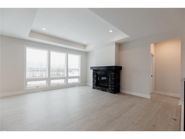 Building Photo - 13386 Fondant Trail N