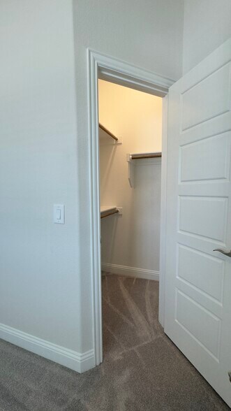 Building Photo - 2805 Chert Ct