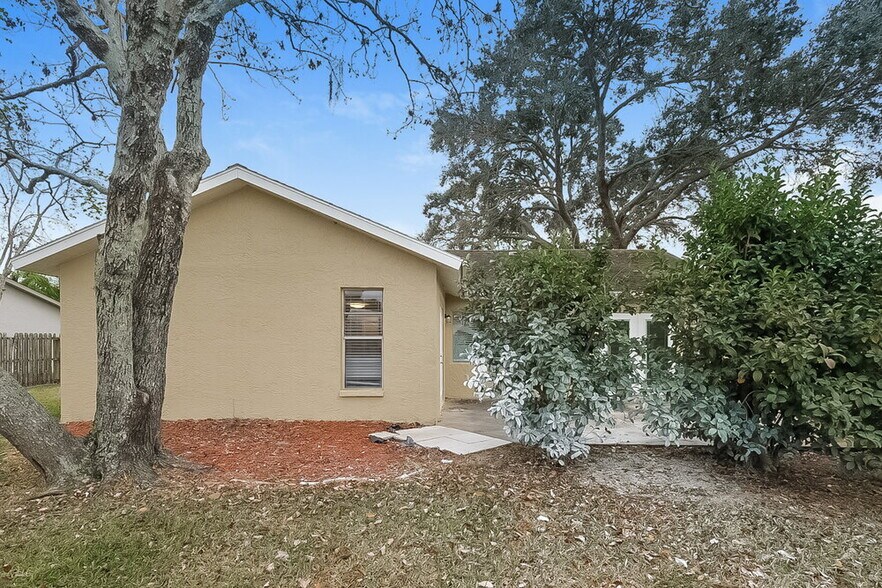 Building Photo - 4360 Grandwood Ln