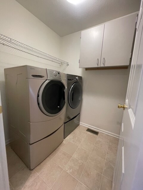 Building Photo - 21920 E Crestline Ln