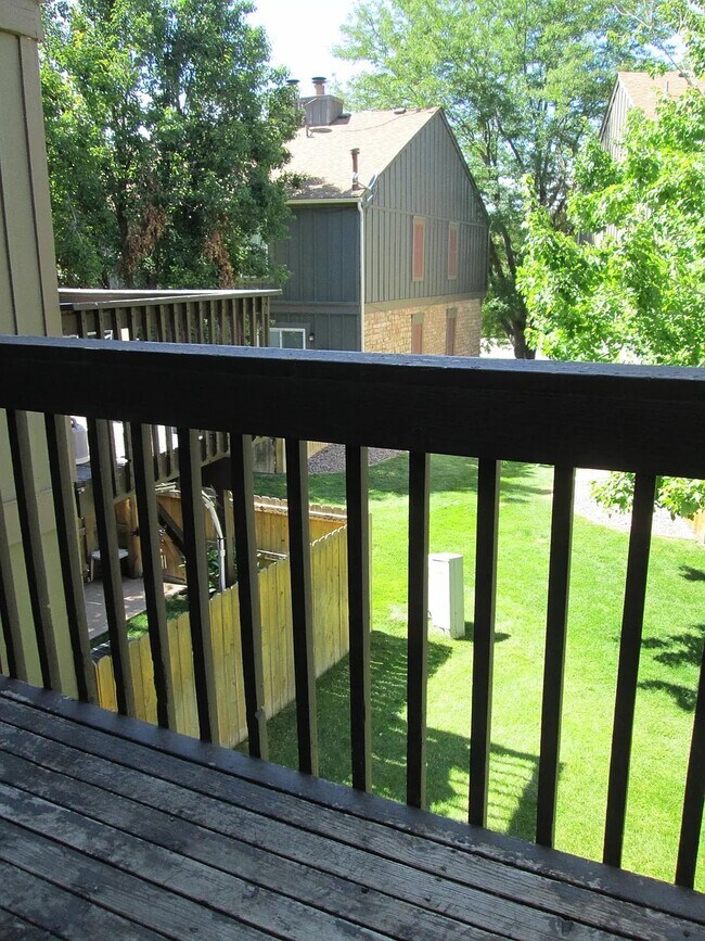 Building Photo - 2744 E Nichols Cir