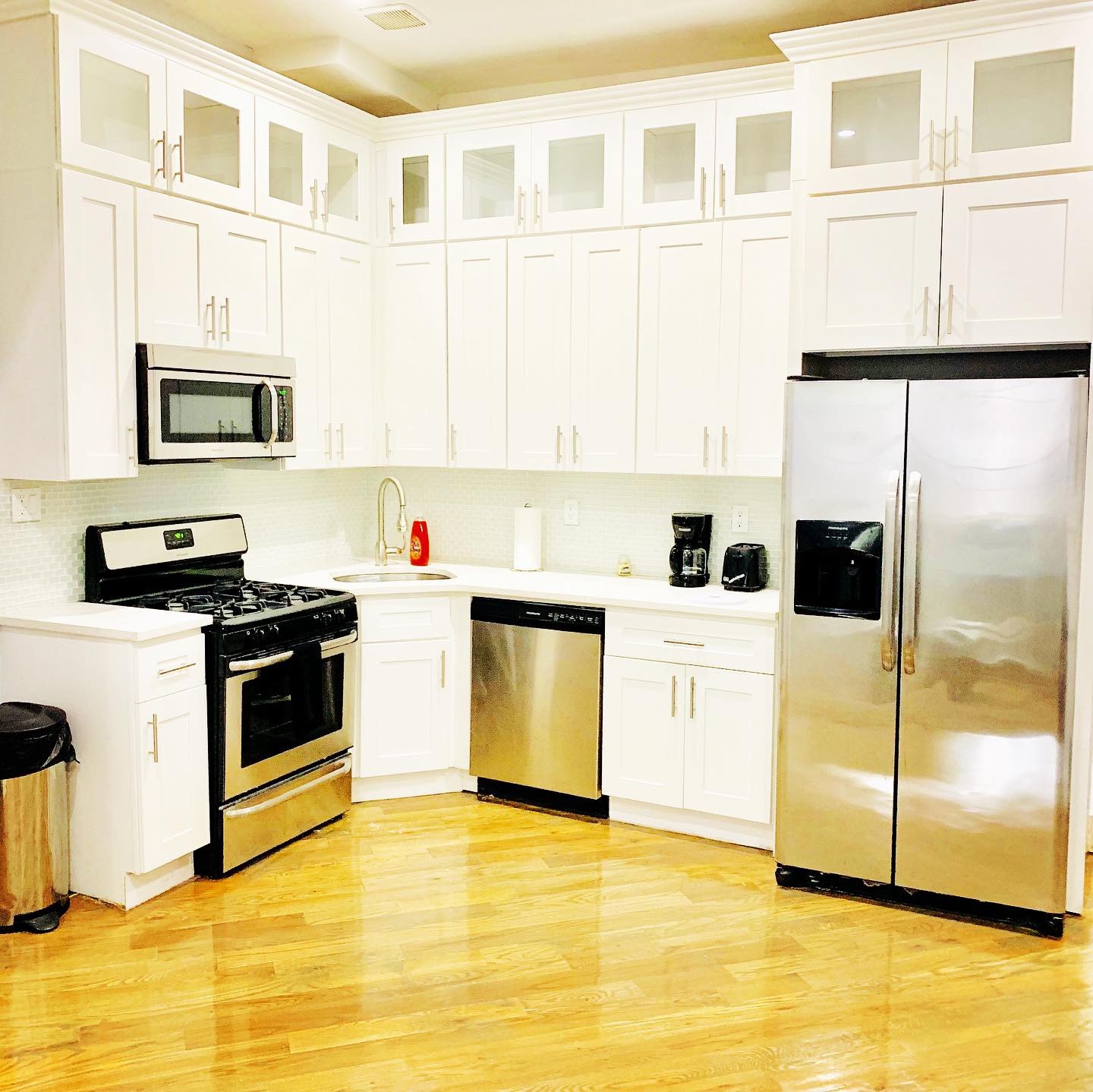 Building Photo - 1893 Pacific St