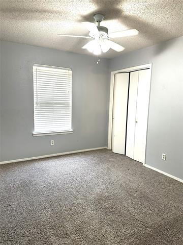 Building Photo - 719 Windcrest Dr