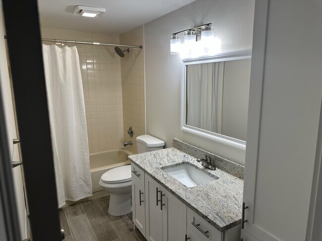 Building Photo - 7307 73rd Way