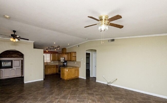 Building Photo - 3967 Breakwater Dr