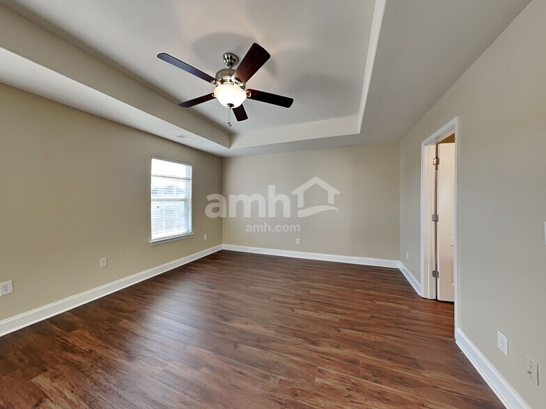 Building Photo - 147 Scottish Ave