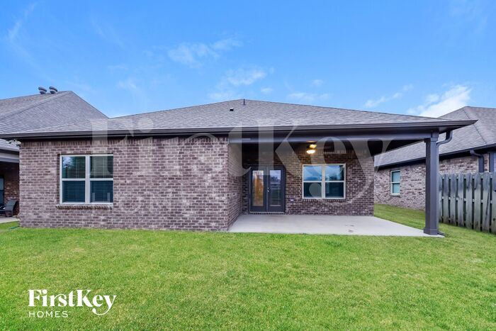 Building Photo - 3502 Burlington Dr