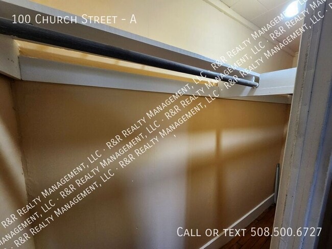 Building Photo - 100 Church St