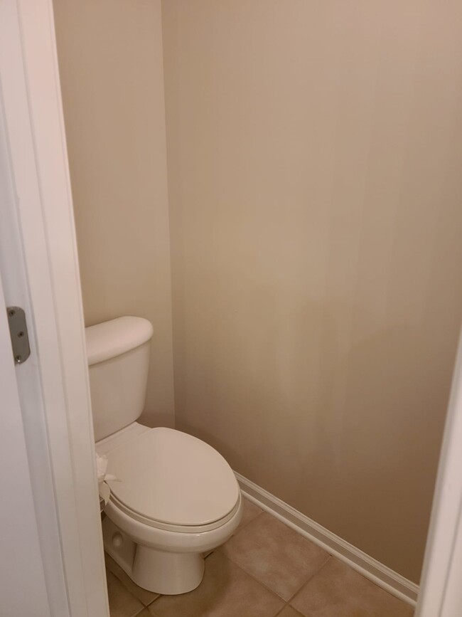 Master Bath - 10240 Blakeney Preserve Dr