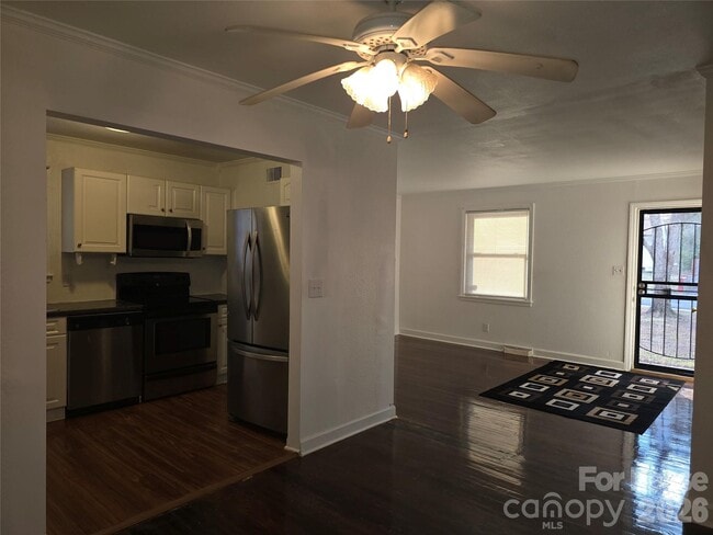 Building Photo - 3301 Revolution Pk Dr