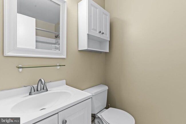 Building Photo - 2060 Red Spruce Ct