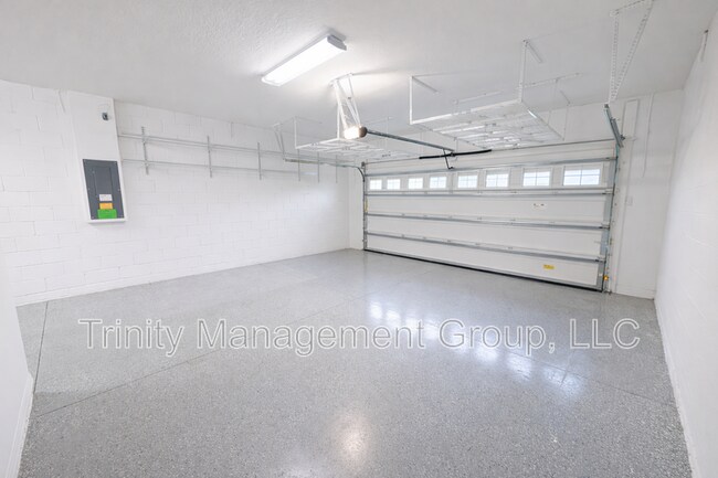 Building Photo - 10383 Machrihanish Cir