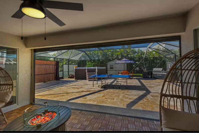 Building Photo - 1190 SW 57th St