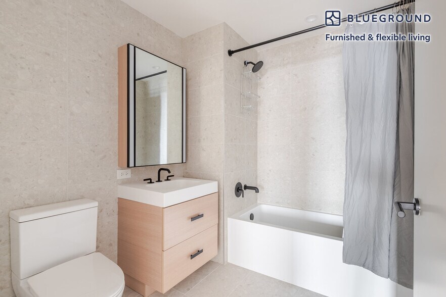 Building Photo - 482 Kent Ave