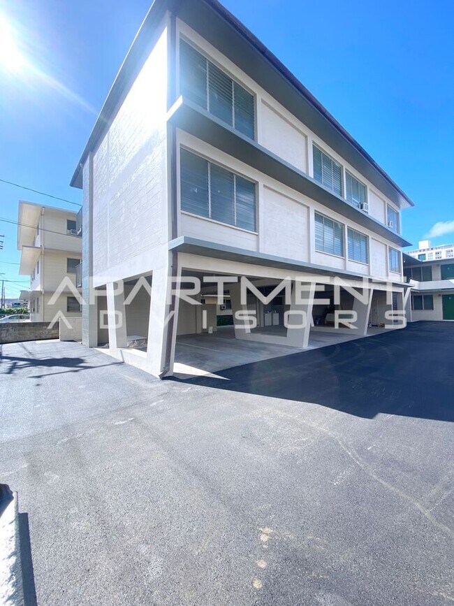 Building Photo - 2633 Nakookoo St