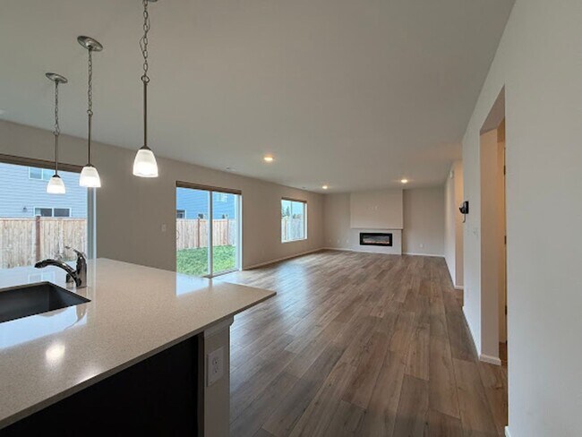 Building Photo - A Perfect Blend of New & Timeless – 4BR, 3BA Haven