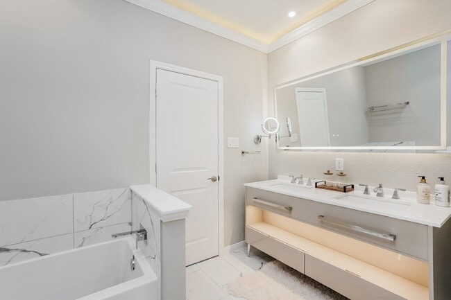 Floorplan - Enclave at Mason Creek