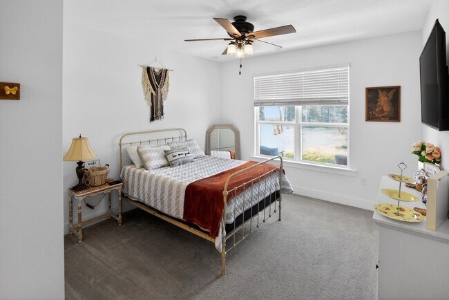 Building Photo - 159 Blooming Cv