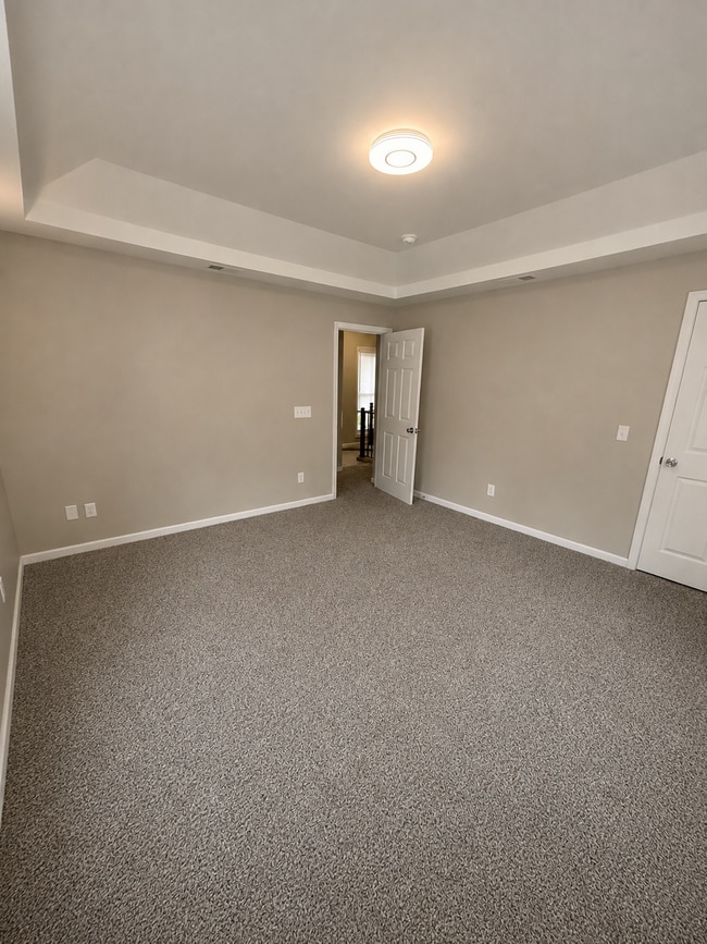Building Photo - 704 Axtell St