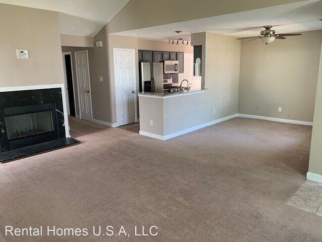 Building Photo - 3 br, 2 bath House - 1877 Tolstoy Drive
