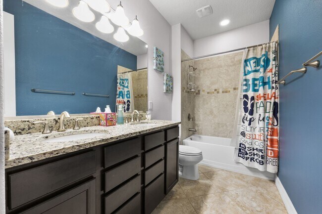 Building Photo - Beautifully Maintained home in Pool Community!