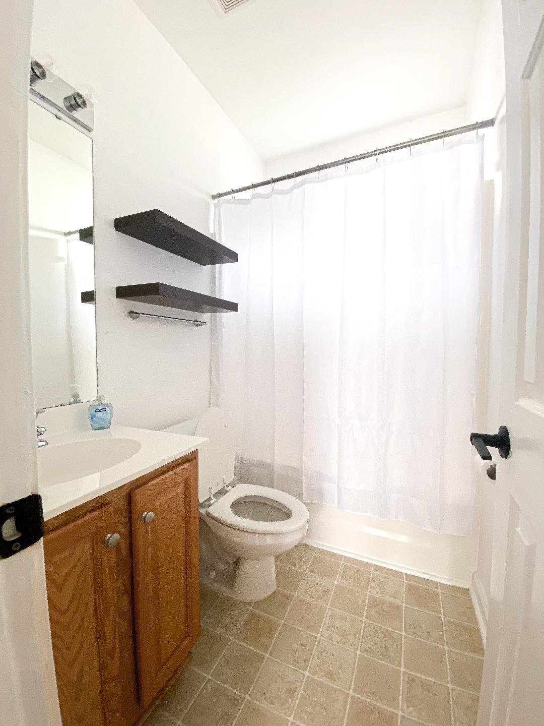 Building Photo - 4 Maravista Ave