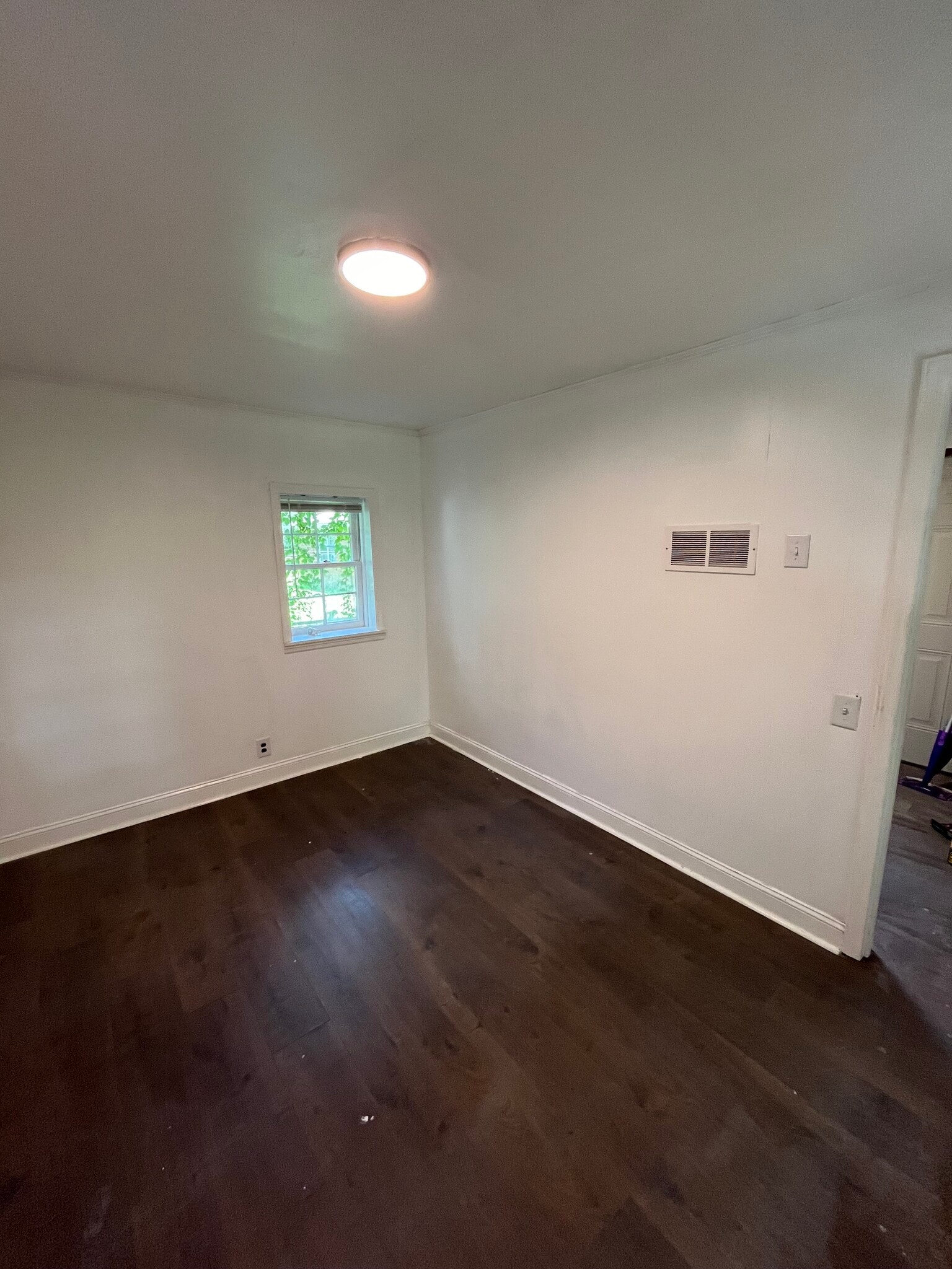 Building Photo - 1422 Poplar St