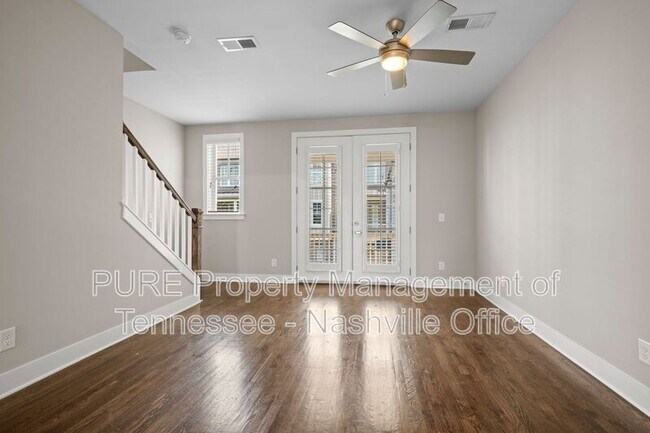 Building Photo - 215 Porter Village Cir