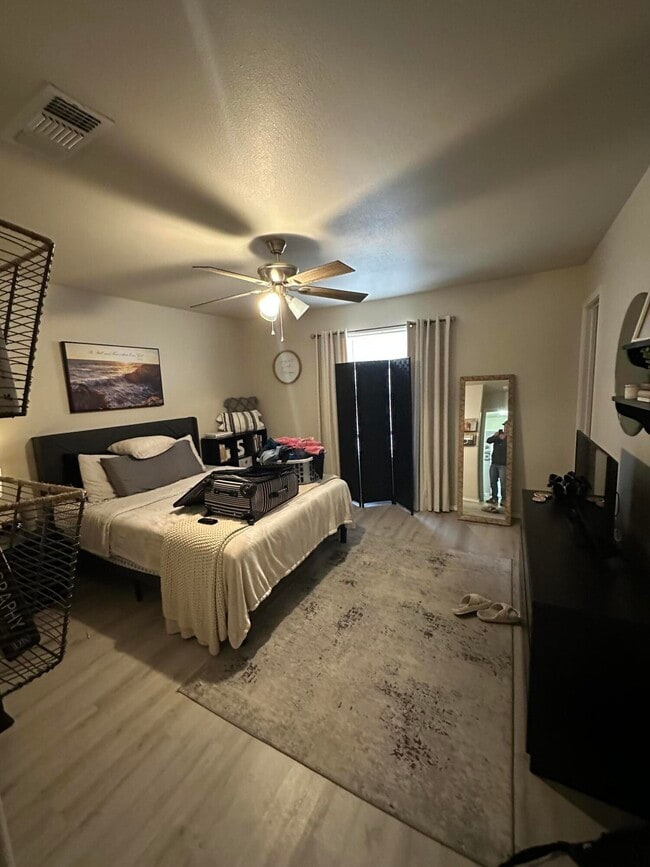 Building Photo - 6514 85th St