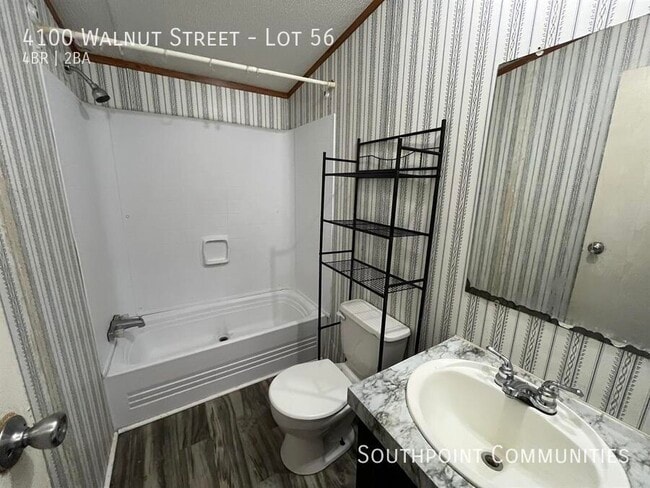 Building Photo - 4100 Walnut St