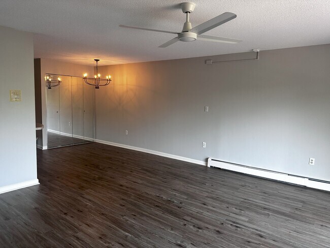 Building Photo - 64 Oxbow Dr