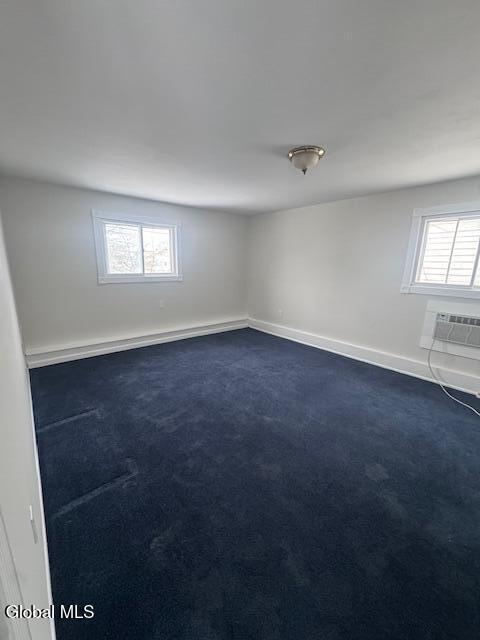 Building Photo - 20 River St