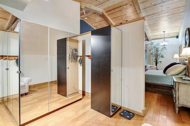 Building Photo - 18754 Farm to Market Rd 2755