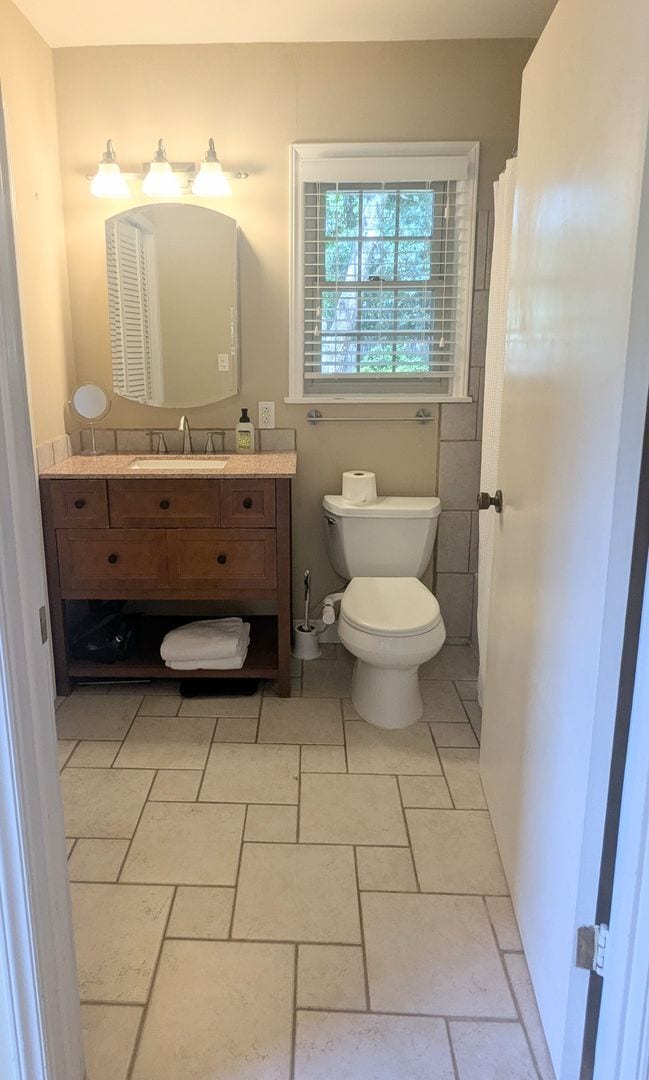 Building Photo - Beautiful 3-bed, 2-bath Ranch in South Dur...