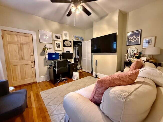 Building Photo - 30 Vinton St