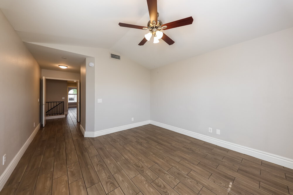 Building Photo - 3424 E Rockwood Dr