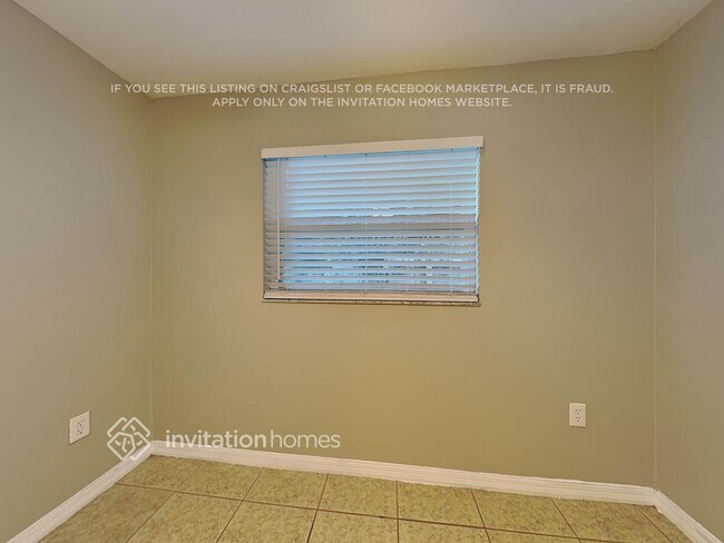 Building Photo - 6146 Balboa Dr