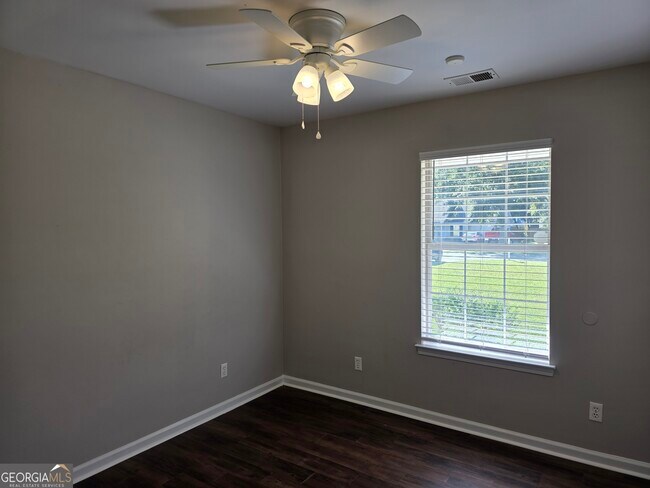 Building Photo - 109 Ashley Dr